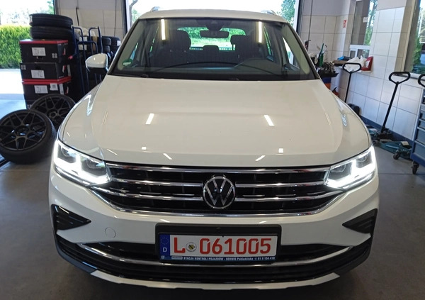 Volkswagen Tiguan cena 112000 przebieg: 25000, rok produkcji 2022 z Pobiedziska małe 781